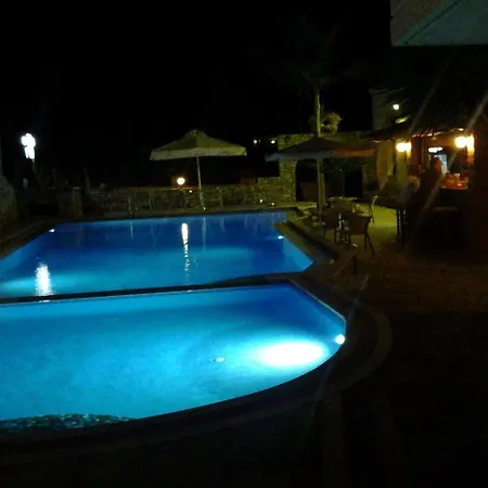 Lolas Apartment